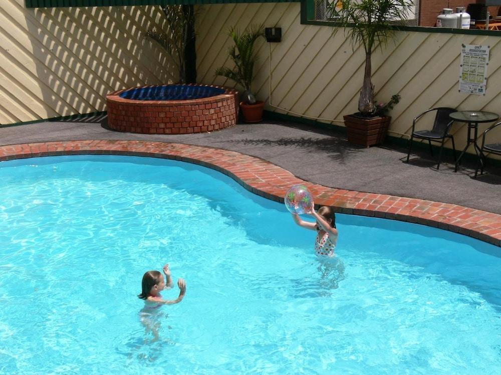 Travellers Rest Motor Inn Swan Hill Buitenkant foto